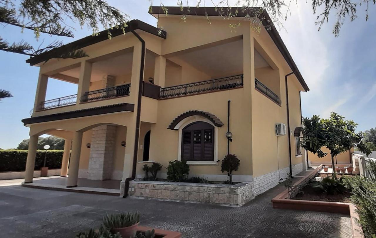 Villa Bice Pulsano Luaran gambar